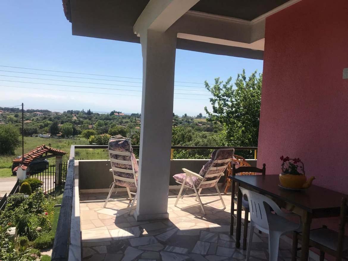 Great First Floor Appartment With View Nea Kallikrateia Exterior foto